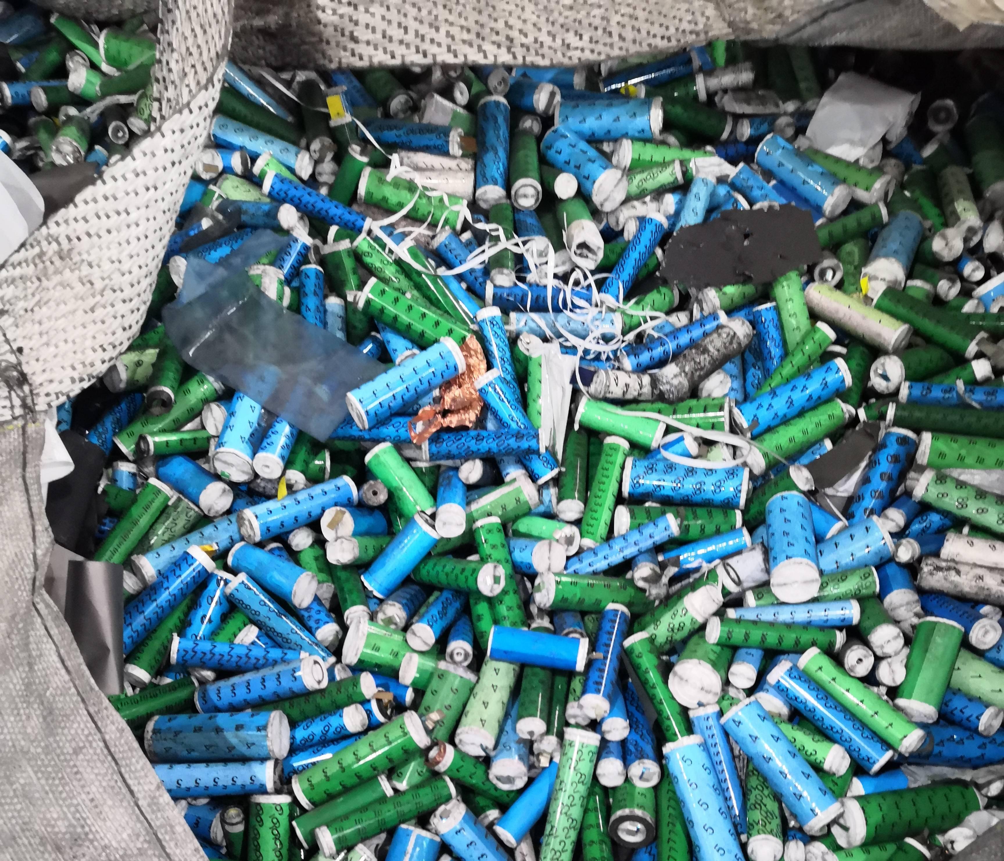 廢舊鋰電池熱解處理：新能源時代的環保新選擇