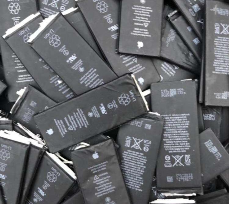 鋰電池熱解處理設(shè)備解決廢舊手機鋰電池處理問題